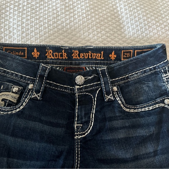 Like New Rock Revival size 26 Celina skinny jeans - Picture 4 of 6